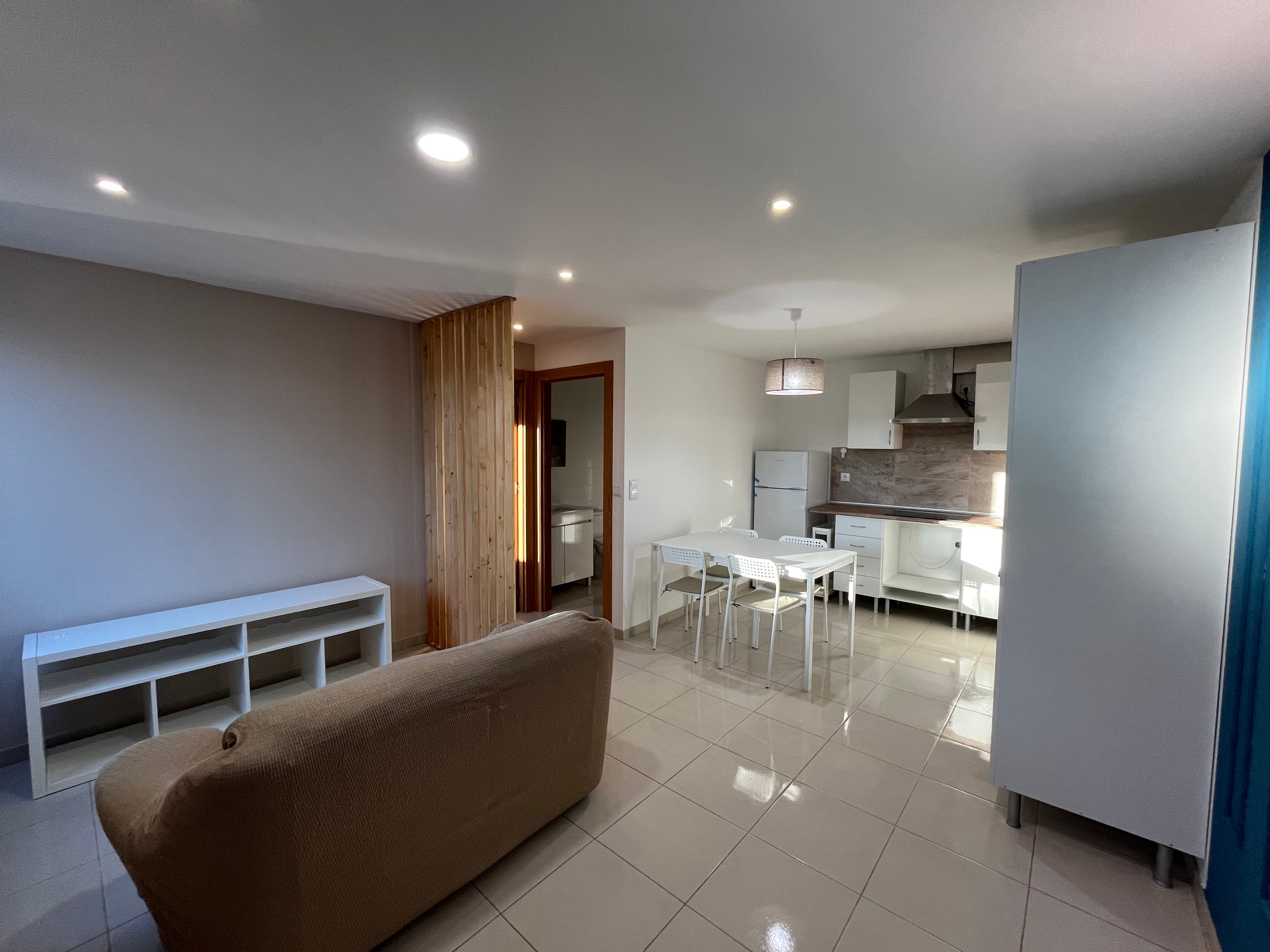 T1 Casa Linho, depois 10