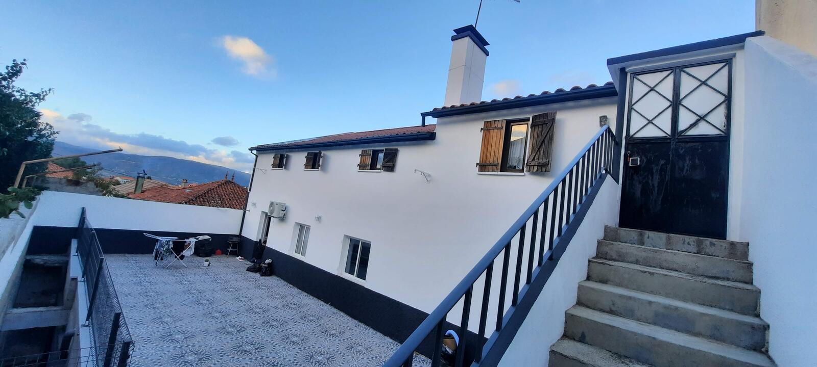 Edifício Santo Antão, depois 12